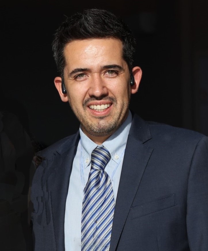 Dr. Carlos Brambila Botello