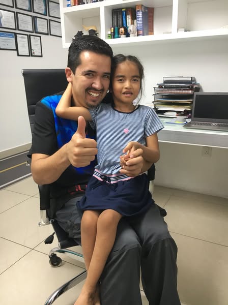 Enfermedad neurológica deformidad en pies 1